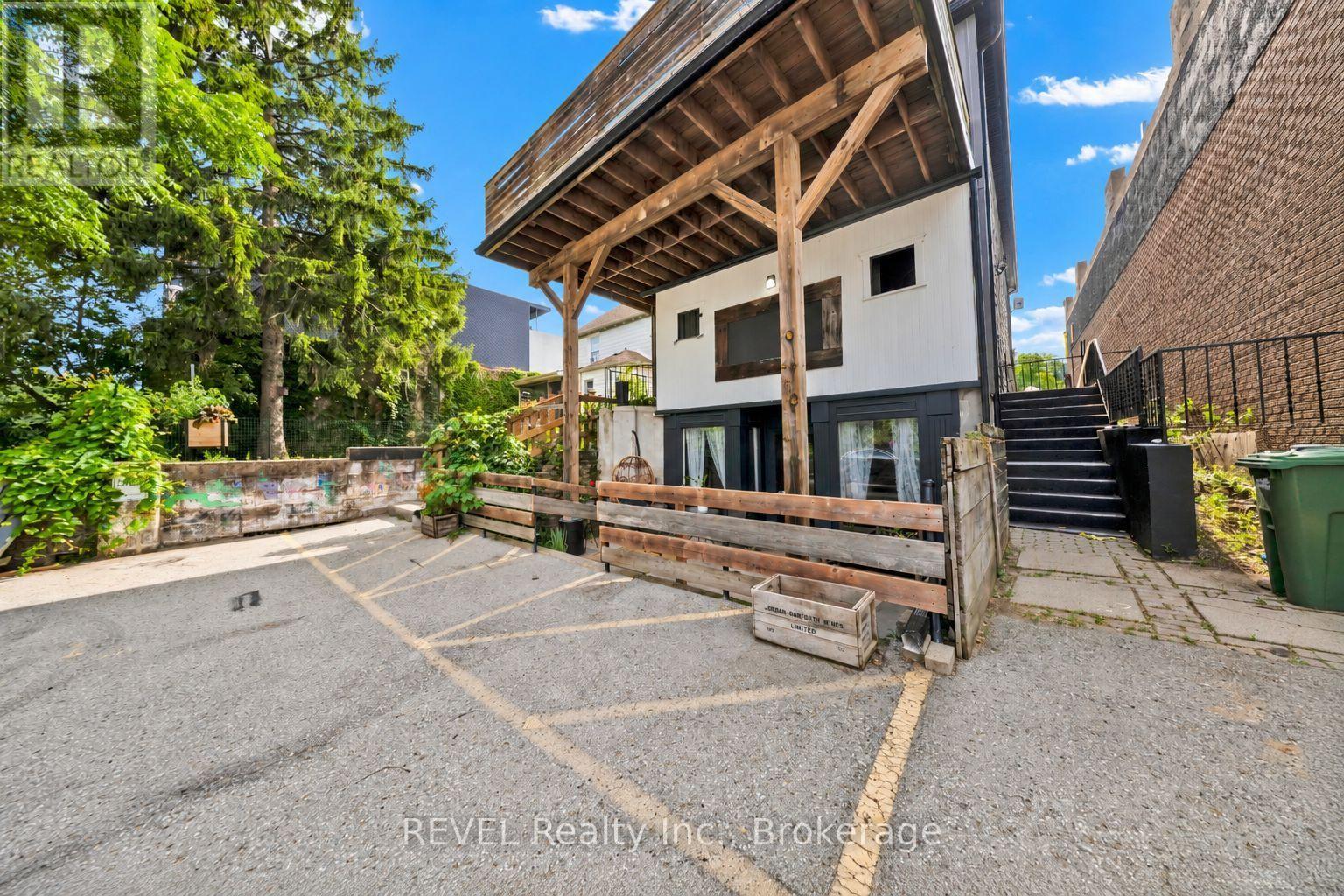 STUDIO - 1433 PELHAM STREET, Pelham (Fonthill) — photo 3