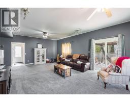 4pc Ensuite bath - 85 Main Street, Wallaceburg, ON N8A2G7 Photo 6
