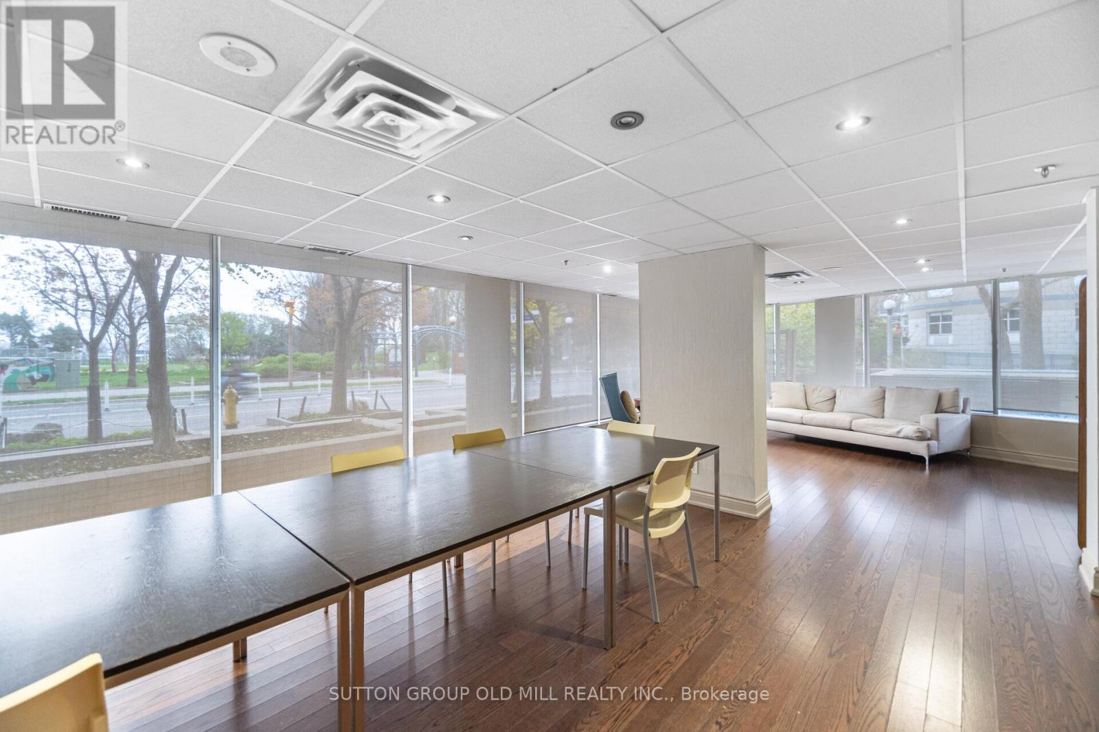 #909 650 QUEENS QUAY W - Image 29