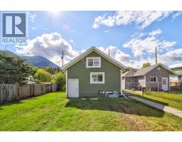13425 18 Avenue, Blairmore, AB T0K0E0 Photo 41