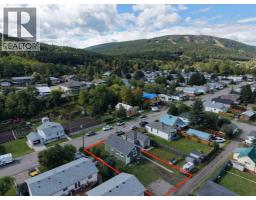 13425 18 Avenue, Blairmore, AB T0K0E0 Photo 44