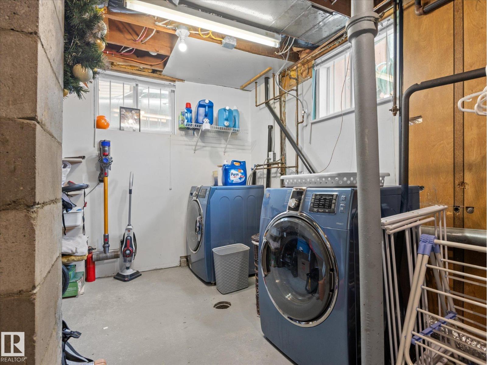 13507 110A AV NW - 32
