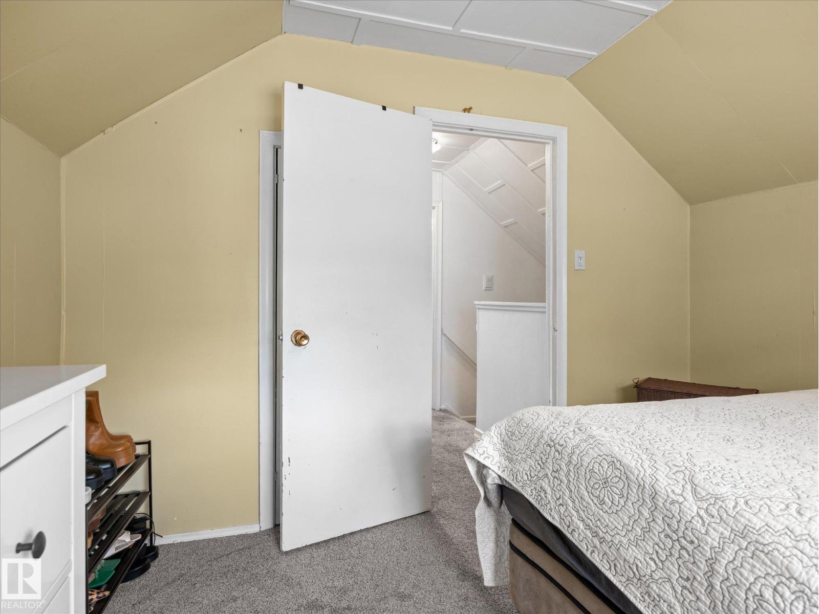 13507 110A AV NW - 25