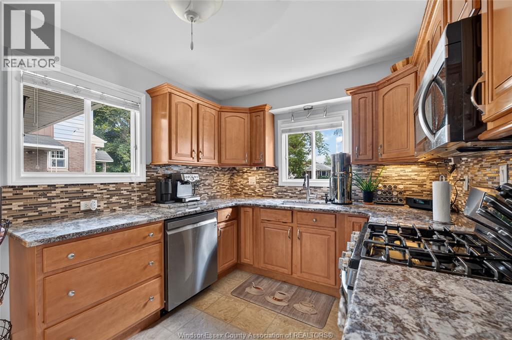 841 Rossini BOULEVARD - 10