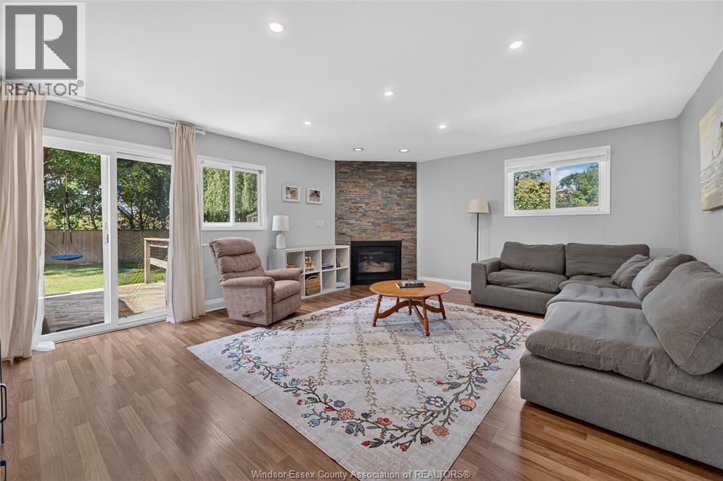 841 Rossini BOULEVARD - Image 19