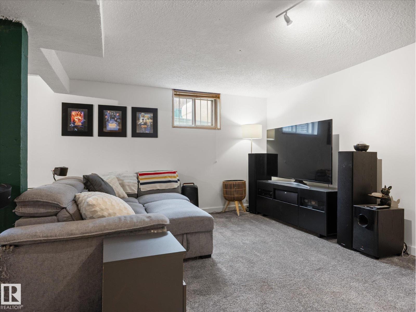 13507 110A AV NW - 26