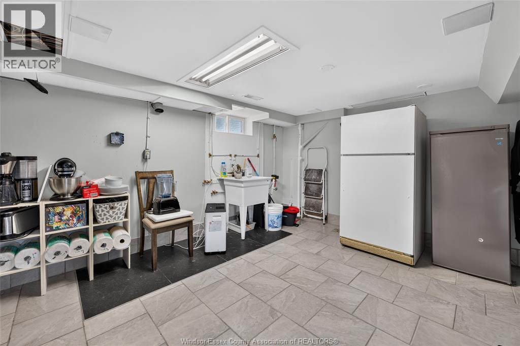 841 Rossini BOULEVARD - Image 25