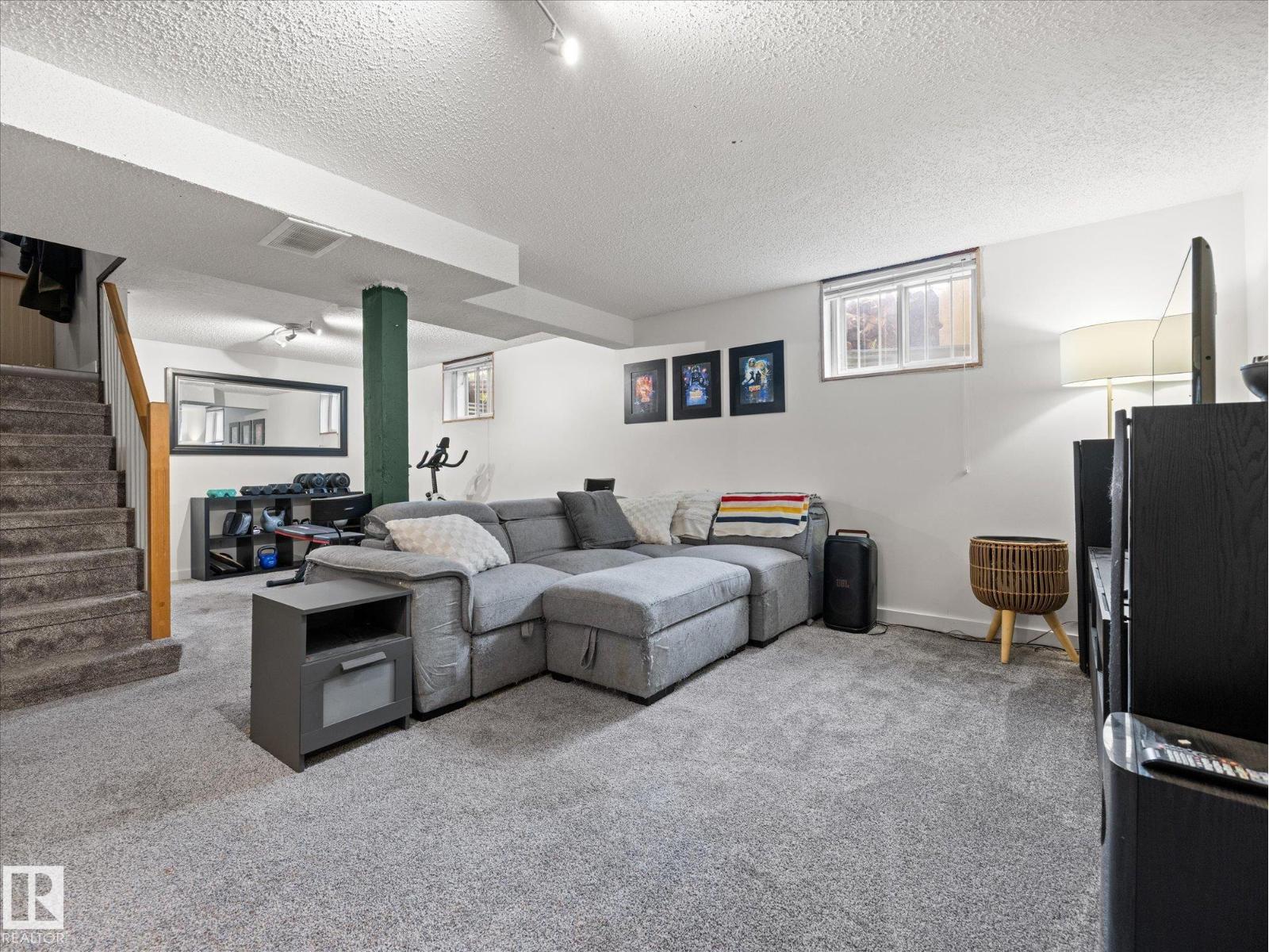13507 110A AV NW - 30