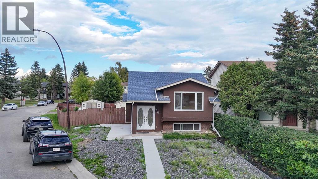 85 Abergale Close NE - 2