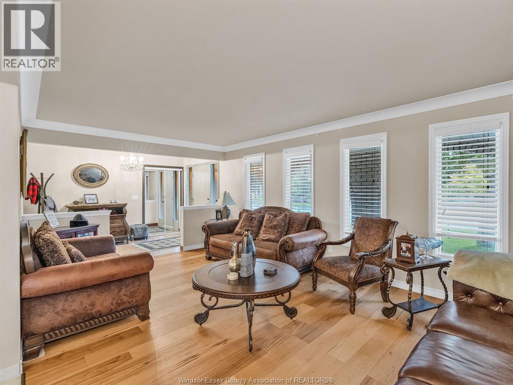 2068 Lesperance - Image 10