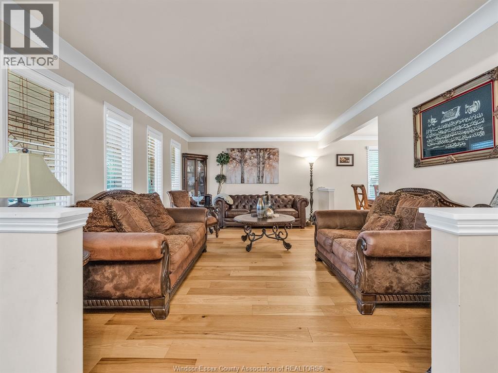 2068 Lesperance - 7