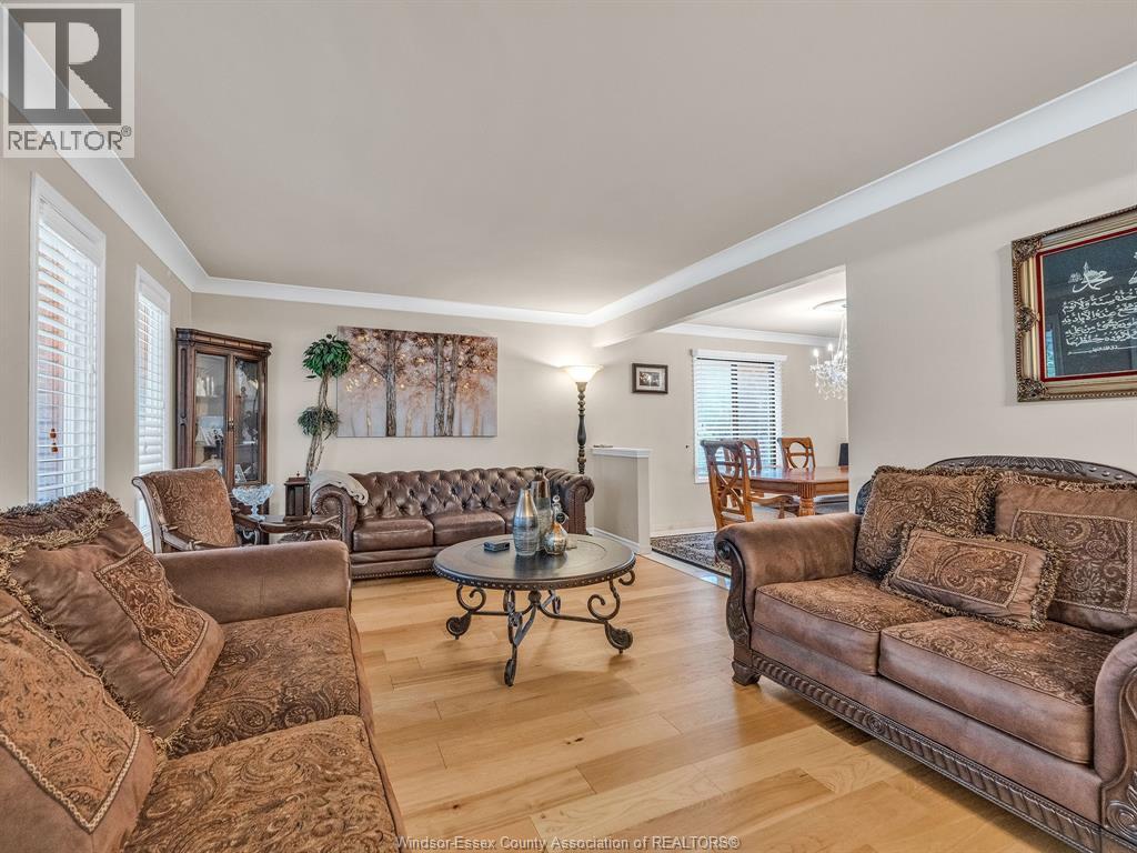 2068 Lesperance - 8