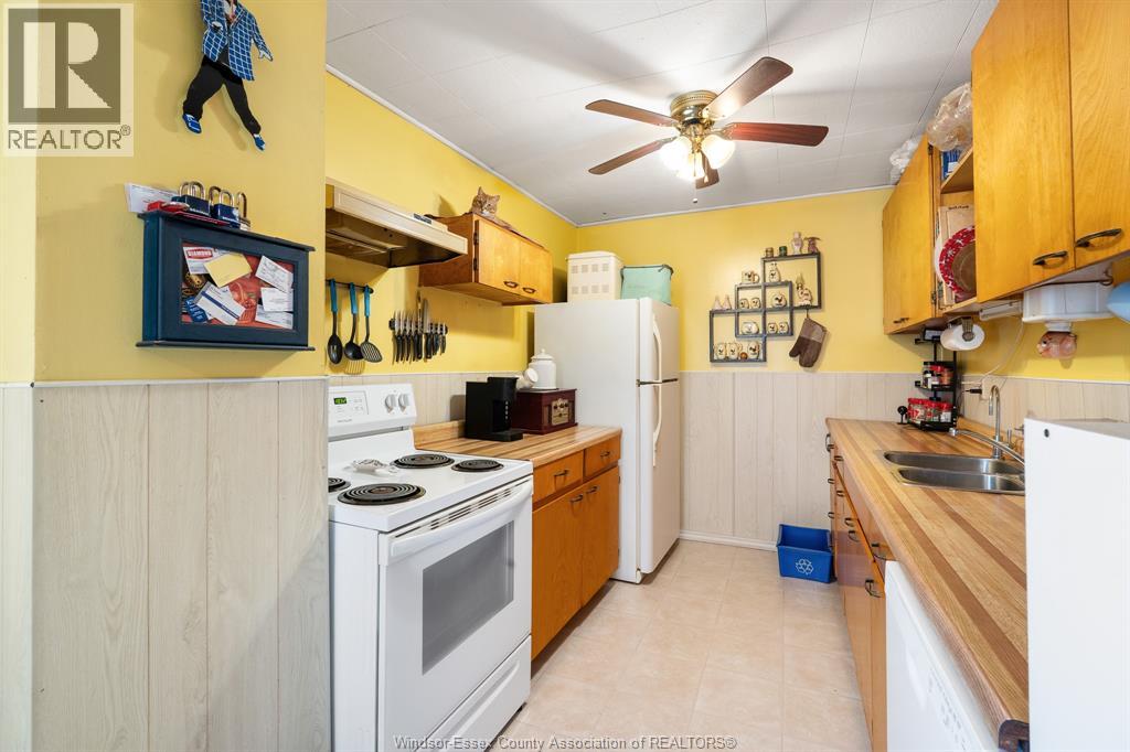 1052 Felix AVENUE - Image 16