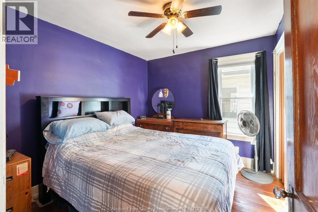 1052 Felix AVENUE - 20