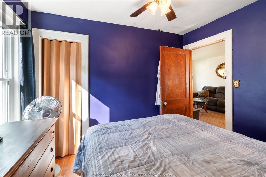 1052 Felix AVENUE - Image 21