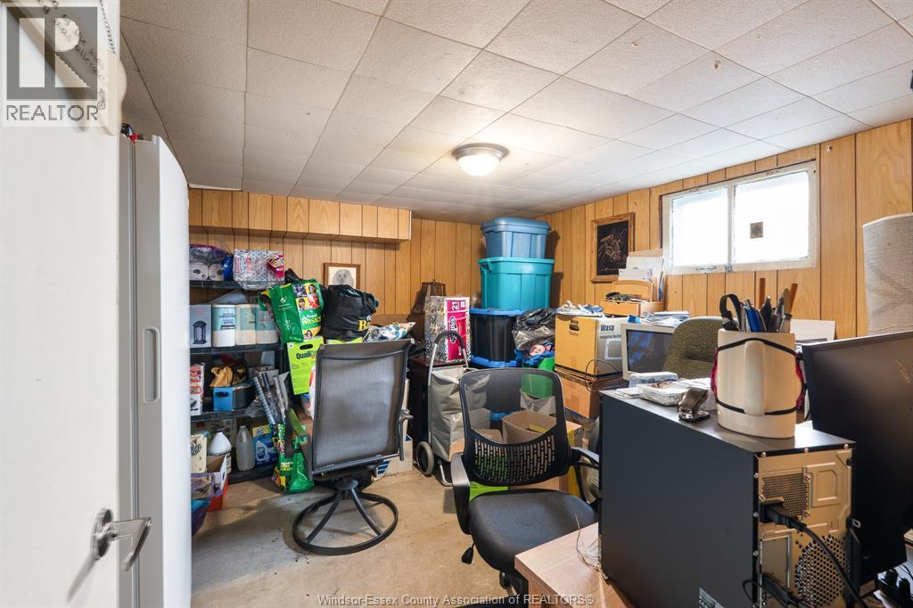 1052 Felix AVENUE - Image 34