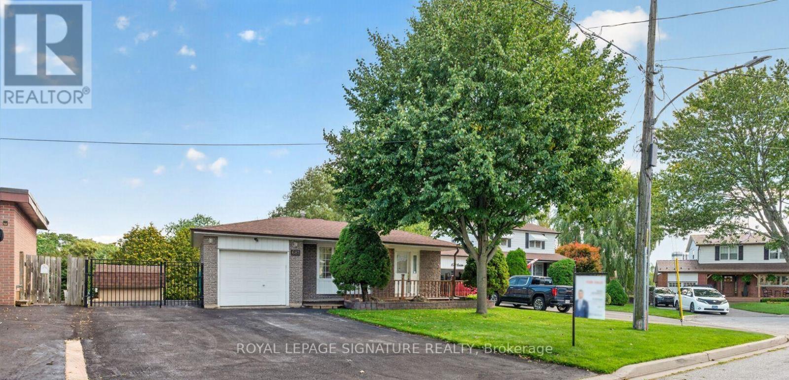 681 BALATON AVENUE, Pickering (Bay Ridges) — photo 2