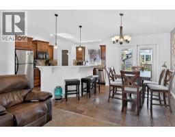 Living room - 513 Centennial Avenue, Nobleford, AB T0L1S0 Photo 6