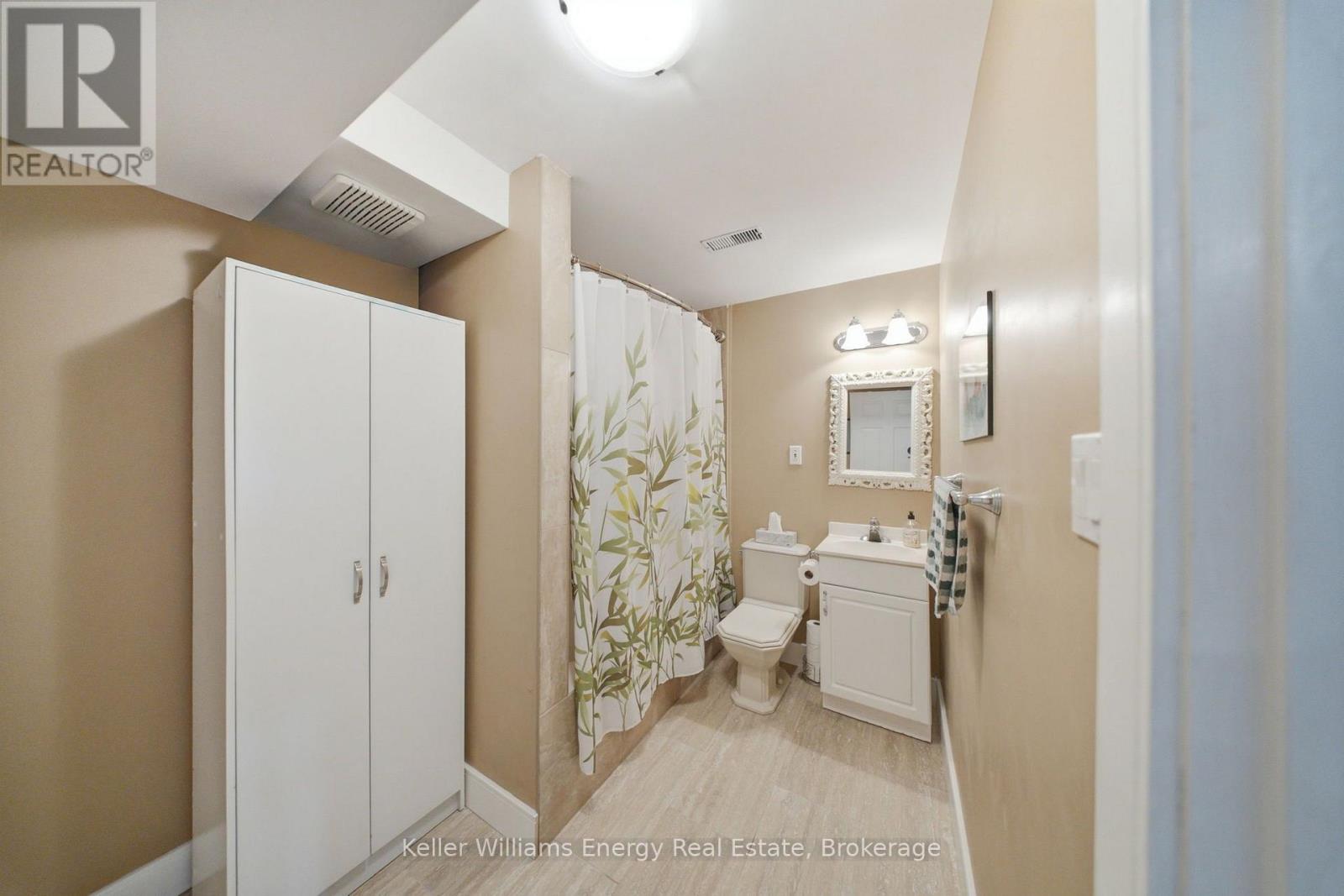 216 GALLAGHER STREET - Image 32
