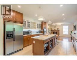 Family room - 127 Rogers Road, Regina, SK S4S6T7 Photo 16