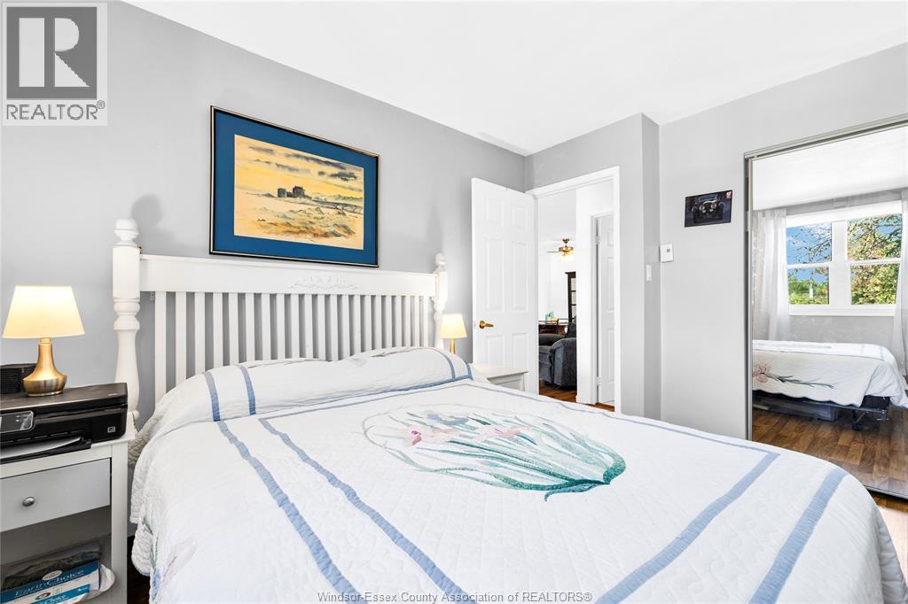 #A205 12 Montgomery - 22