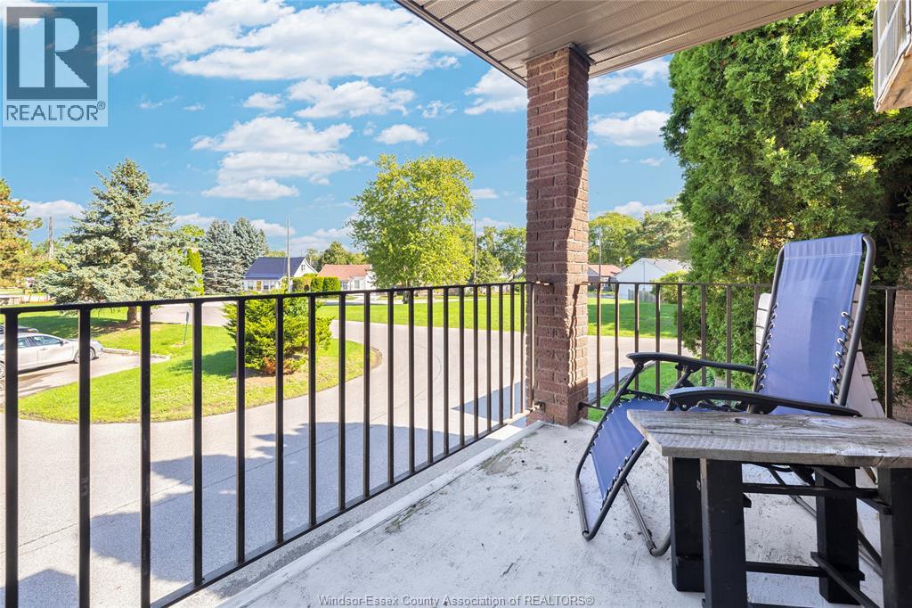 #A205 12 Montgomery - Image 26