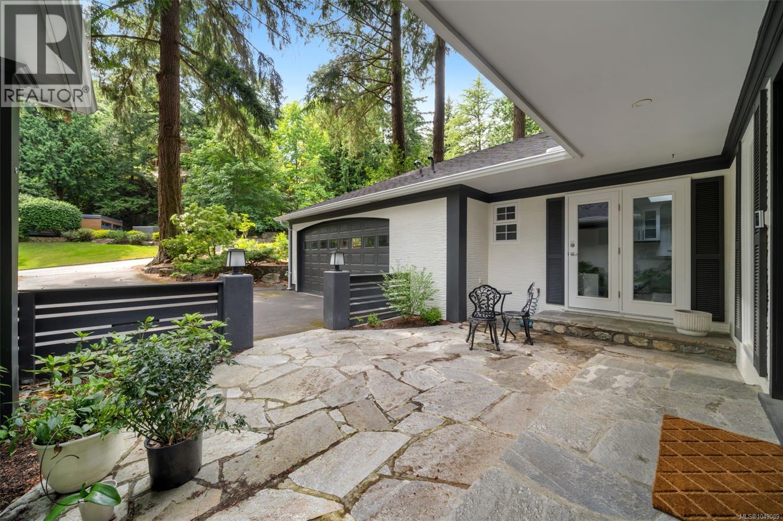 4661 Amblewood Dr - Image 32