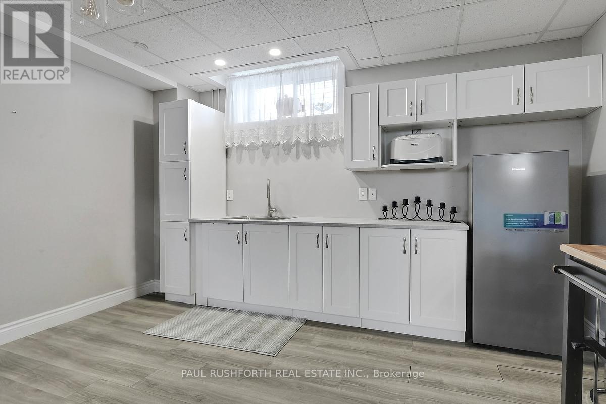 353 TRILLIUM CIRCLE - Image 29