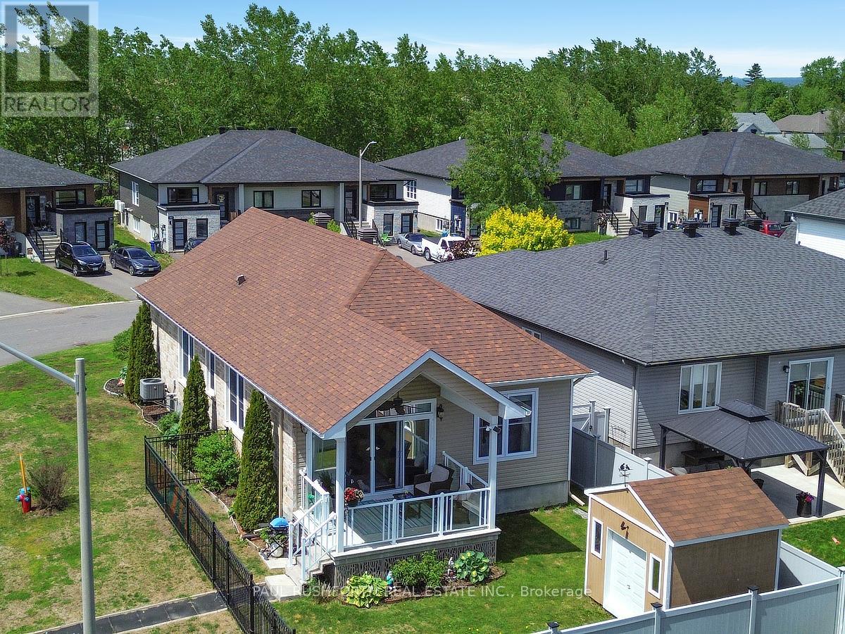 353 TRILLIUM CIRCLE - Image 36