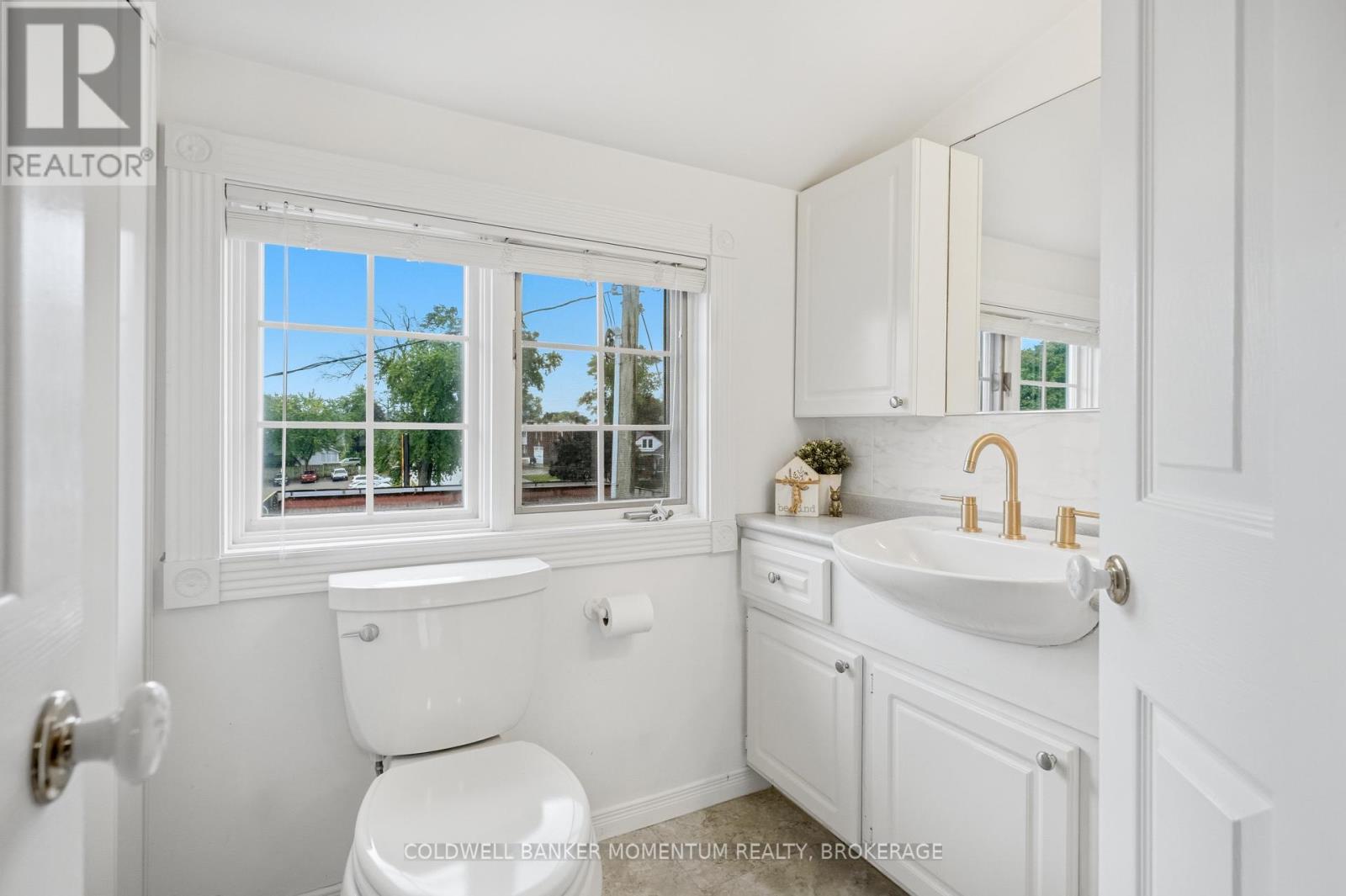 3973 ST PETER AVENUE - 27