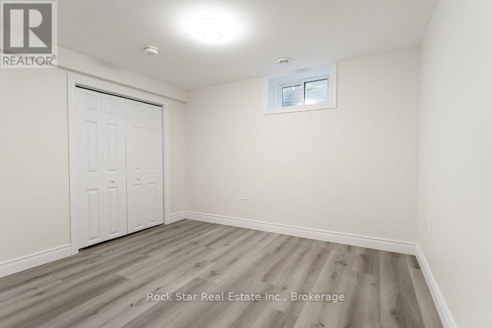 10 Cullen Drive — photo 12
