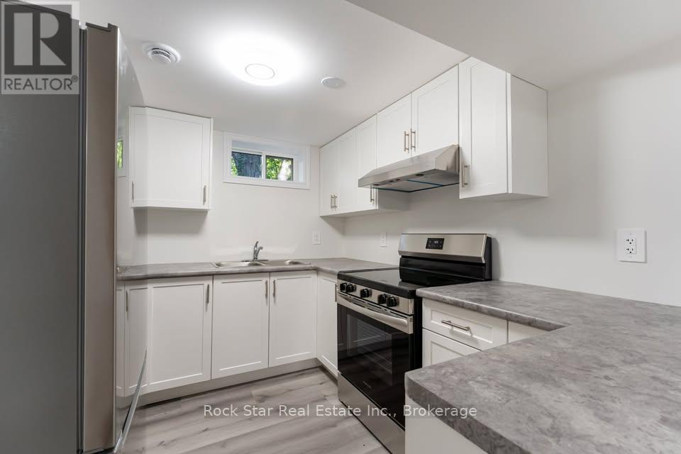LOWER - 10 CULLEN DRIVE, St. Catharines (Glendale/Glenridge) — photo 7