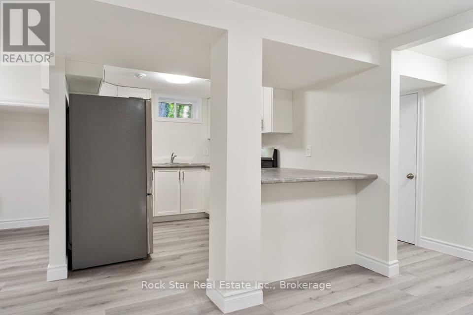 LOWER - 10 CULLEN DRIVE, St. Catharines (Glendale/Glenridge) — photo 8