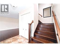46 Holland Drive, photo 15
