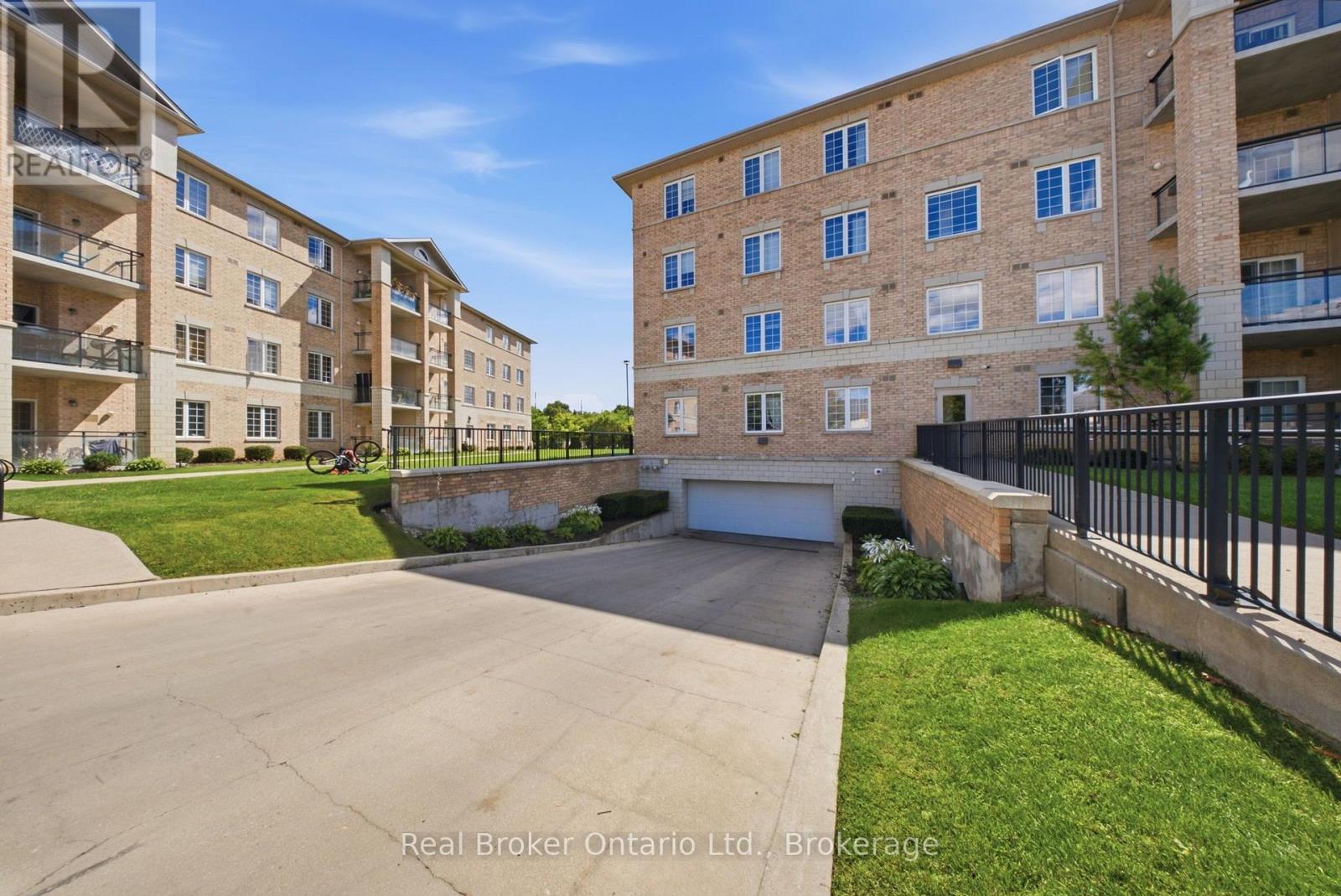 #204 1083 GORDON STREET - 13