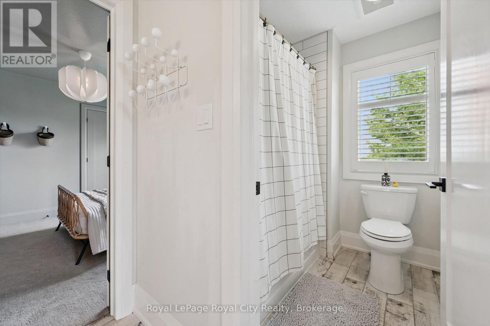 22 HILLTOP ROAD - Image 32