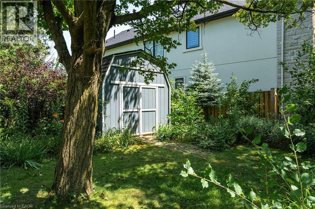 557 TRAFFORD Crescent - 23
