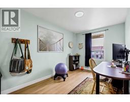 2187 Woodview Drive SW - photo 13