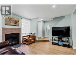 2187 Woodview Drive SW - photo 3