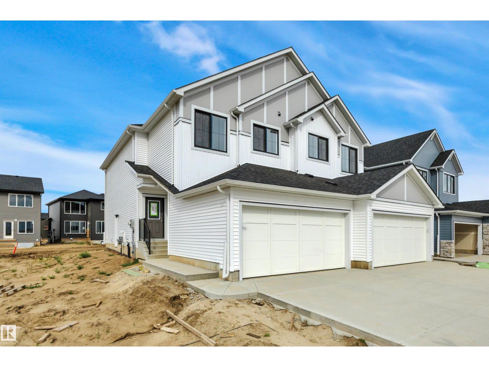 114 Edgemont WD NW - 3