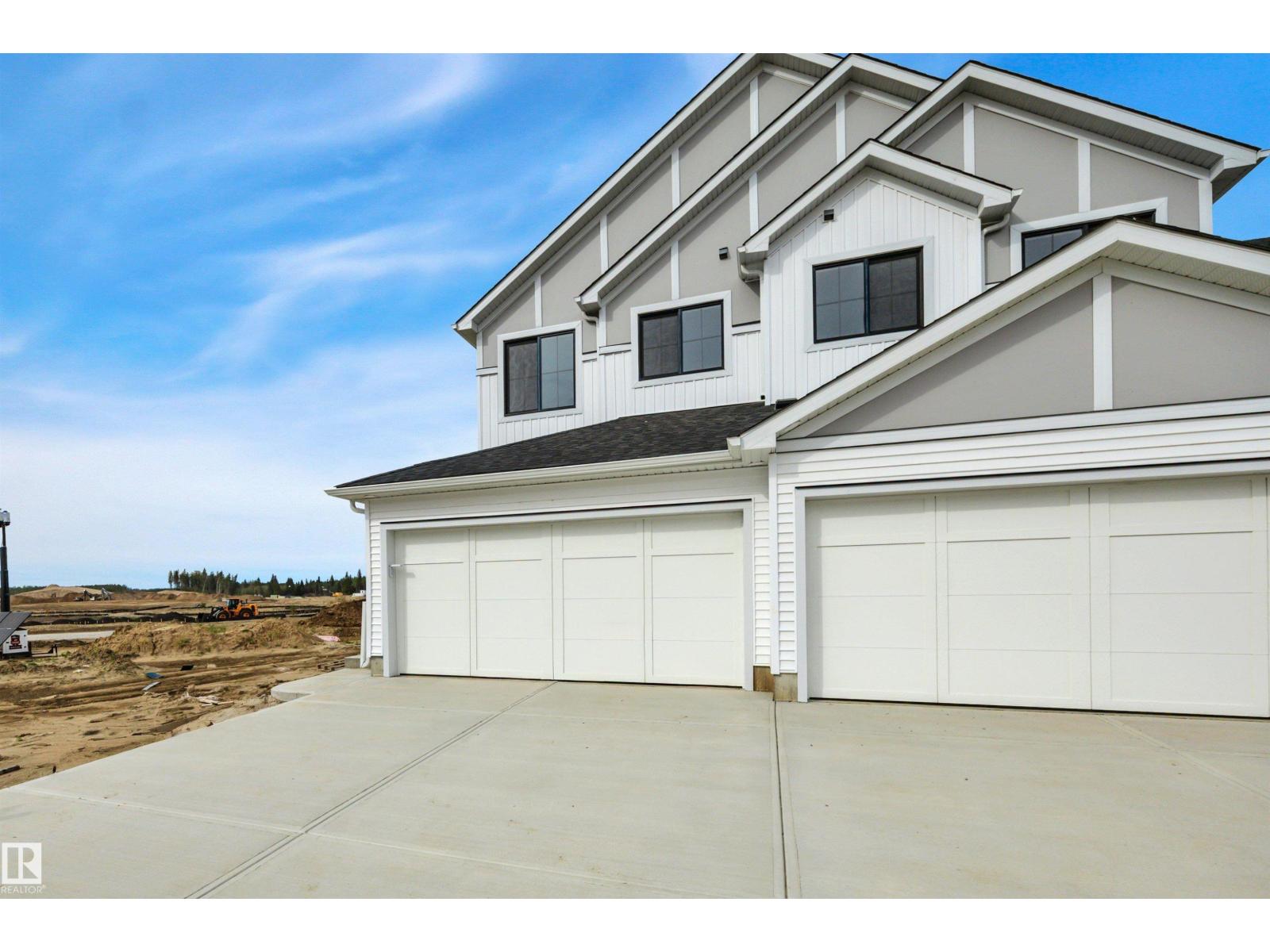 114 Edgemont WD NW - 2