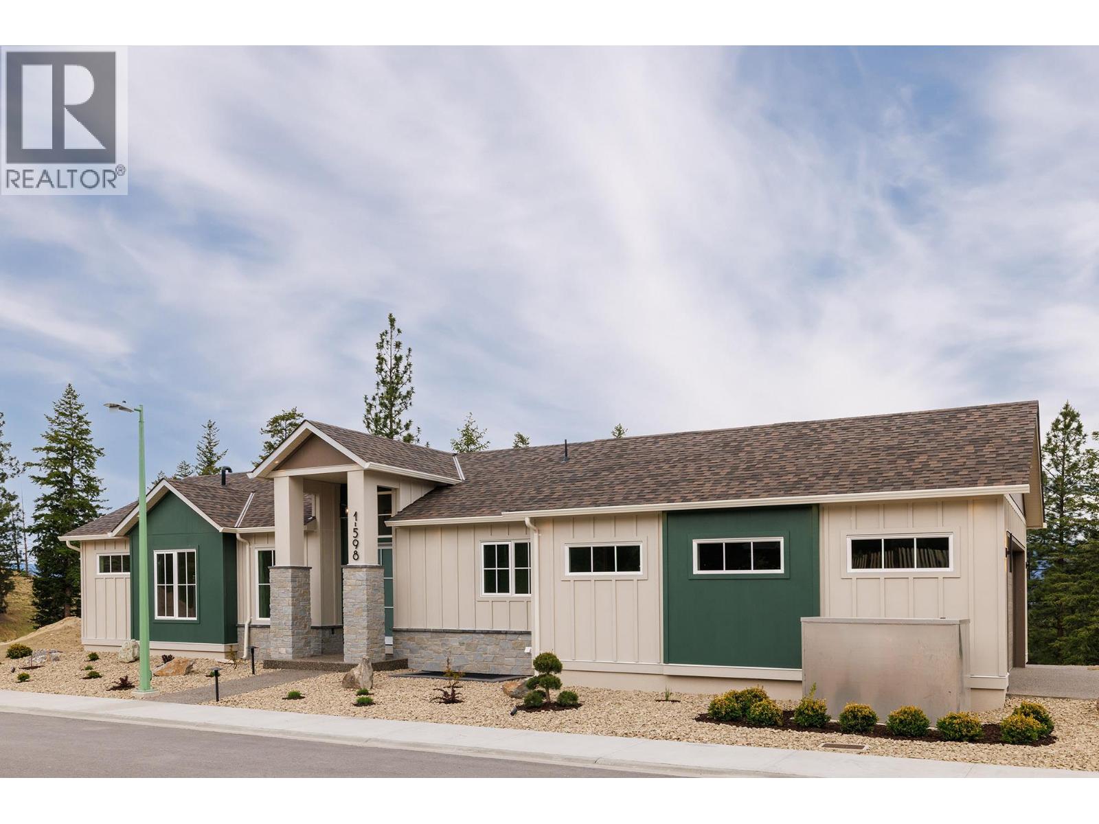 596 Benmore Place, Kelowna - Image 1