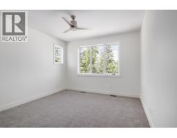 596 Benmore Place, Kelowna, BC V1W4Z3 Photo 18