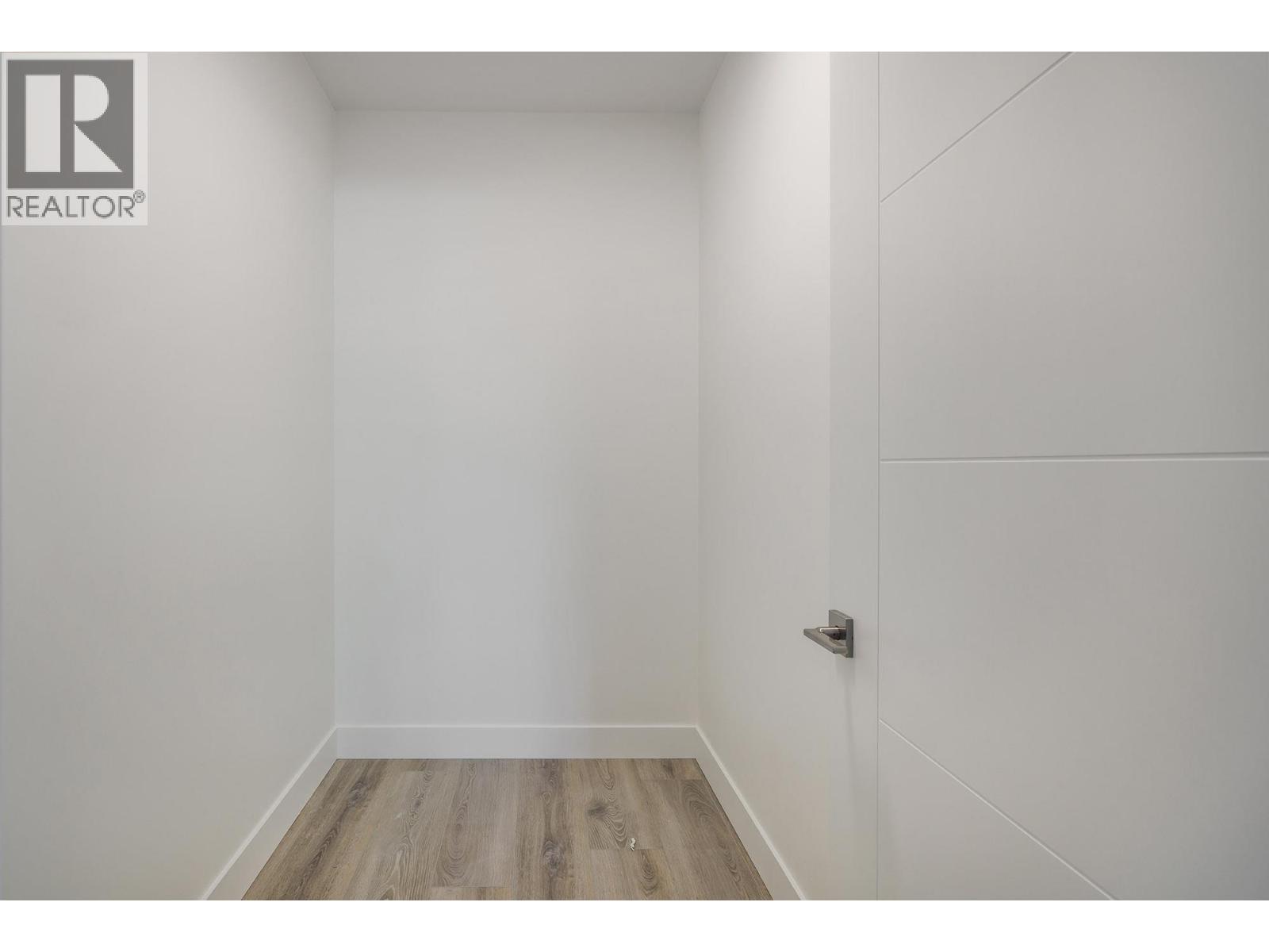 596 Benmore Place, Kelowna - Image 1