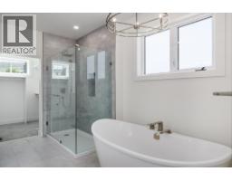 596 Benmore Place, Kelowna, BC V1W4Z3 Photo 20