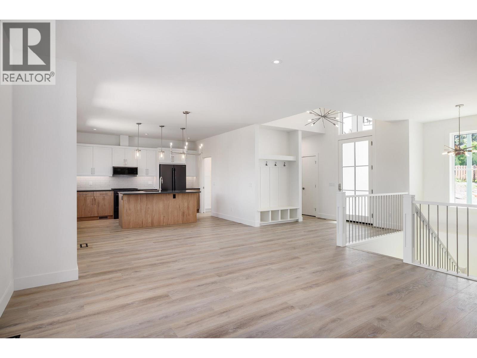 596 Benmore Place, Kelowna - Image 1