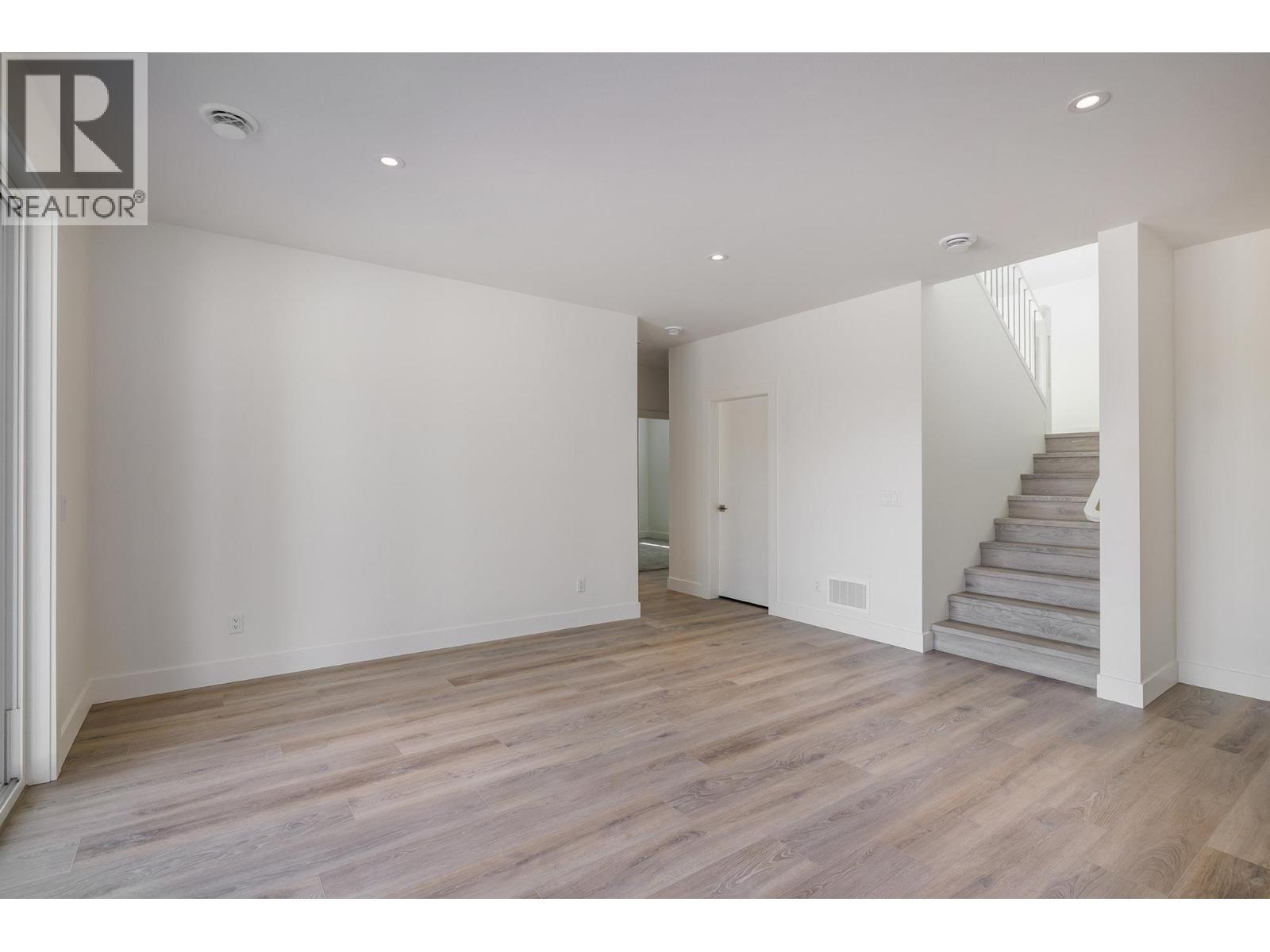 596 Benmore Place, Kelowna - Image 1