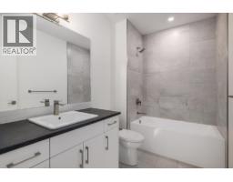596 Benmore Place, Kelowna, BC V1W4Z3 Photo 31