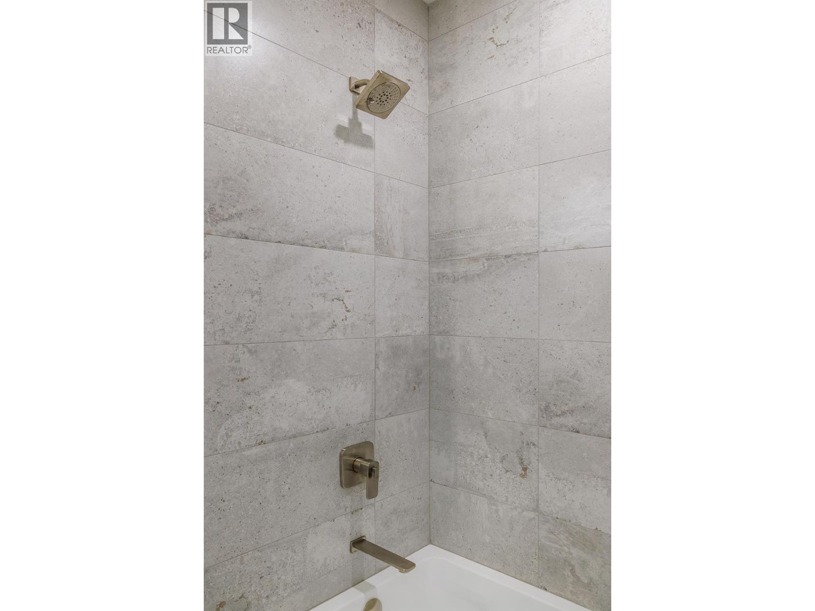 596 Benmore Place, Kelowna - Image 1