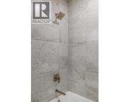 596 Benmore Place, Kelowna, BC V1W4Z3 Photo 32